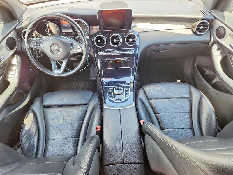 2017 Mercedes-benz Glc VIN WDC0G4JB3HF135463 COPART salvage auction — NORMAL WEAR, Nj - Certificate Of Title, sold $3,050 on 2026-07-30 (photo 8)
