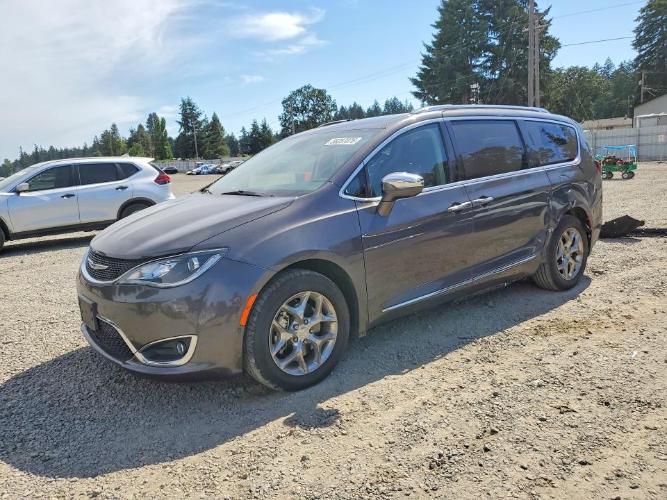 2018 Chrysler Pacifica VIN 2C4RC1GG7JR330961 — COPART salvage auction photo