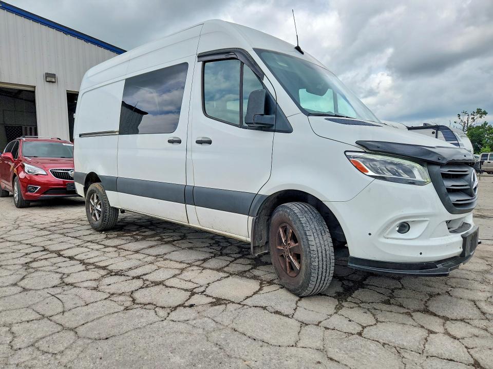 2019 Mercedes-benz Sprinter VIN WD4PF0CD3KP026104 COPART salvage auction — REAR END, Mo - Salvage Certificate Of Title, sold $7,900 on 2026-07-29 (photo 4)