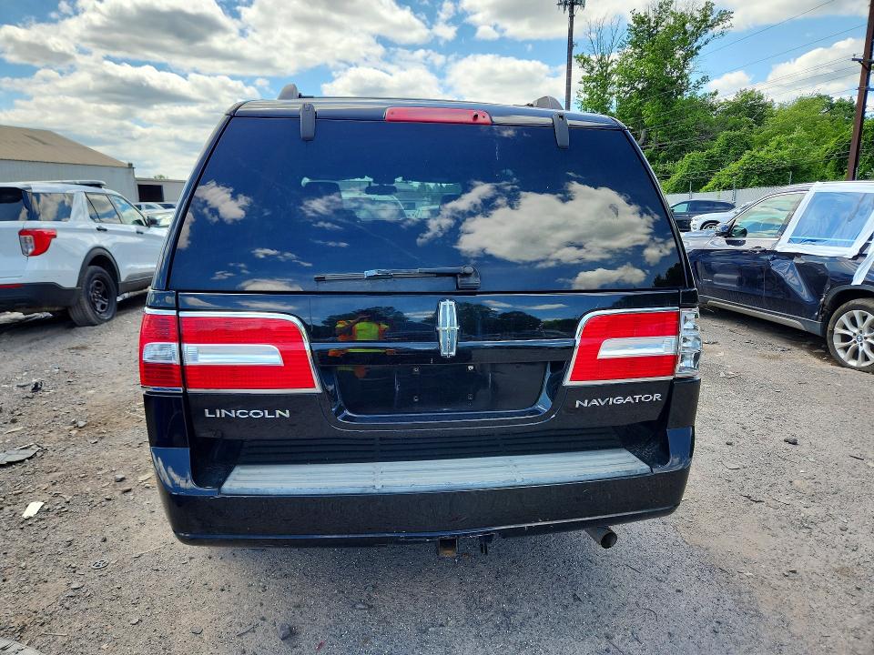 2007 Lincoln Navigator VIN 5LMFU28527LJ10978 COPART salvage auction — REAR END, Pa - Certificate Of Salvage, sold $600 on 2026-07-08 (photo 6)