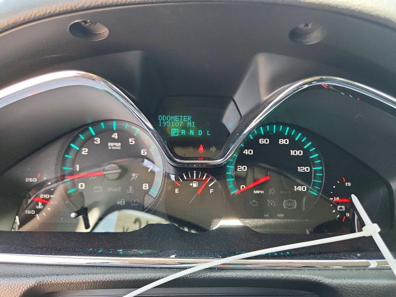 2017 Chevrolet Traverse VIN 1GNKRGKD1HJ293606 COPART salvage auction — HAIL, Ks - Cert Of Title-Salvage, sold $750 on 2026-07-22 (photo 9)