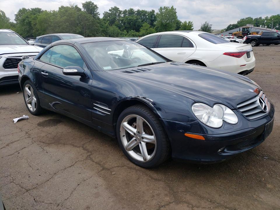 2004 Mercedes-benz Sl-class VIN WDBSK75F64F070628 COPART salvage auction — REAR END, CT - CERT OF TITLE-SALVAGE, sold $3,900 on 2026-07-14 (photo 4)