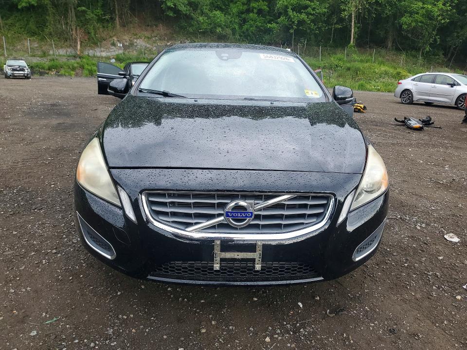 2012 Volvo S60 VIN YV1622FS9C2038256 COPART salvage auction — REAR END, NJ - CERT OF TITLE-SALVAGE, sold $475 on 2026-07-02 (photo 5)