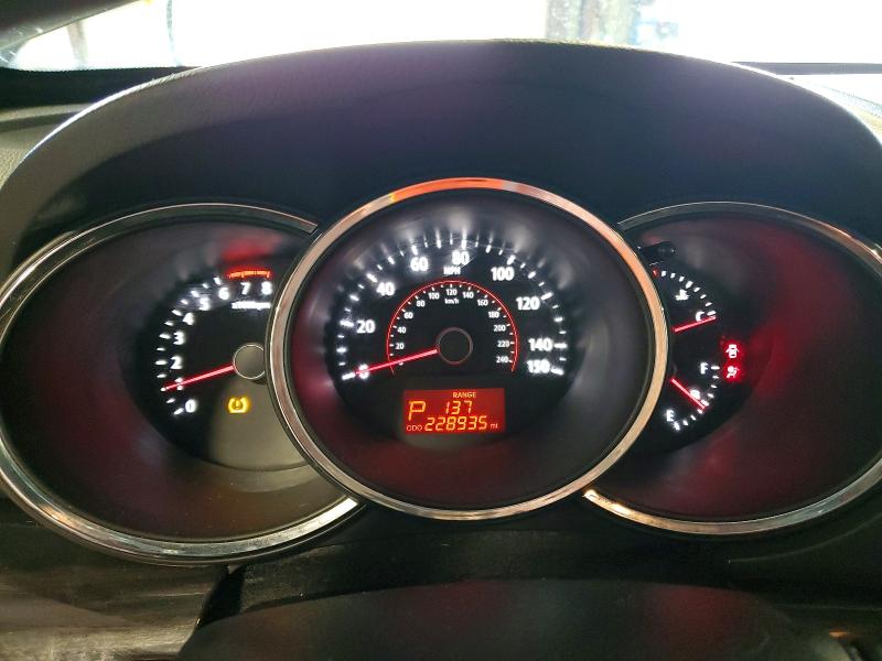 2011 Kia Sorento VIN 5XYKTCA13BG034455 COPART salvage auction — NORMAL WEAR, Ia - Certificate Of Title, sold $1,200 on 2026-07-08 (photo 9)