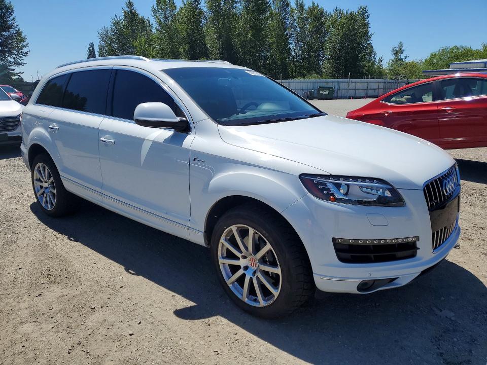 2015 Audi VIN WA1LGAFEXFD001587 COPART salvage auction — MINOR DENT/SCRATCHES, Wa - Cert Of Ownership-Rebuilt, sold $10,600 on 2026-07-18 (photo 4)