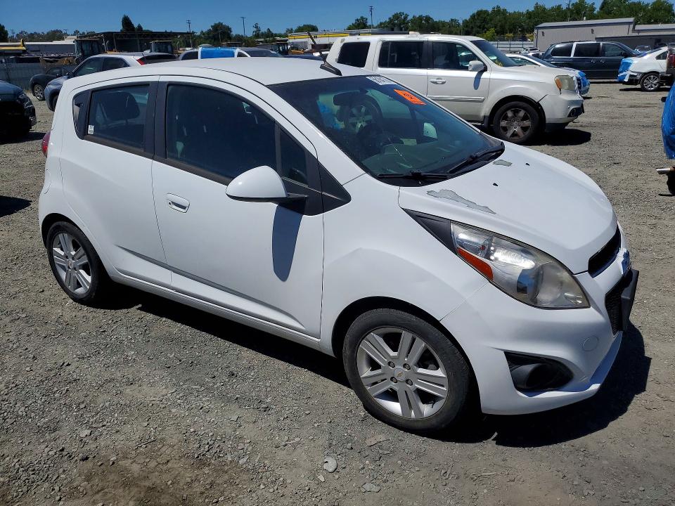 2014 Chevrolet Spark VIN KL8CD6S9XEC561076 COPART salvage auction — MINOR DENT/SCRATCHES, Ca - Dis/Dlr/Exp Only Clean Title, sold $1,250 on 2026-07-28 (photo 4)