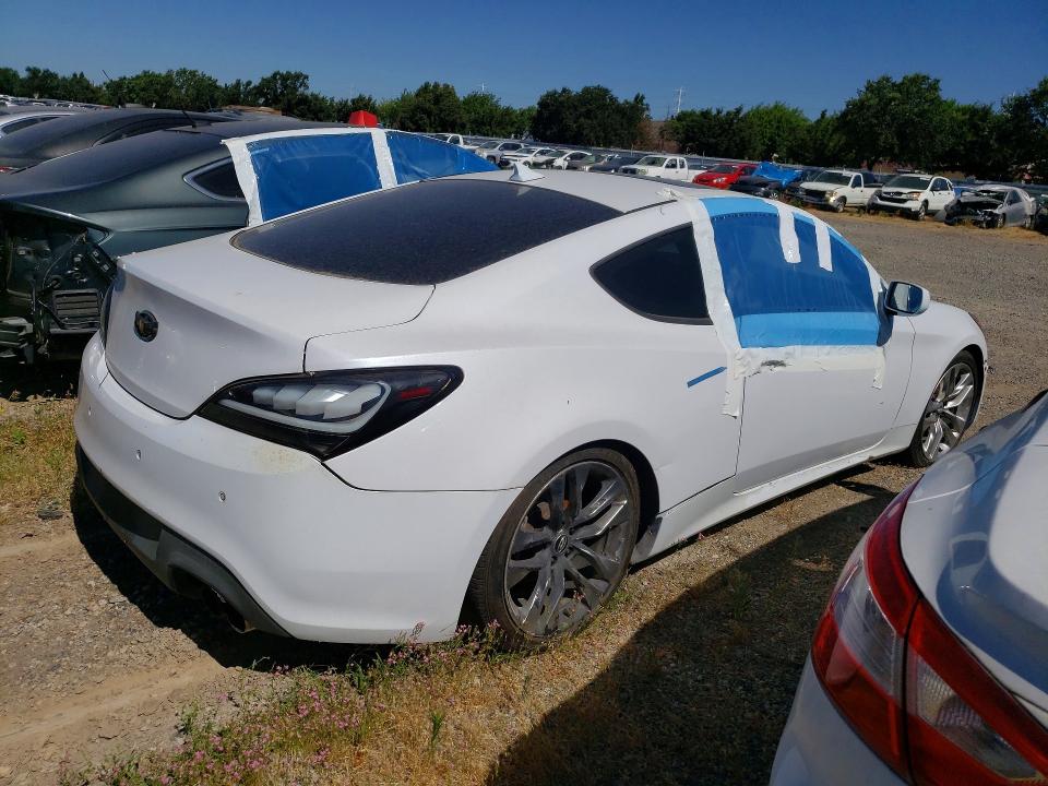 2014 Hyundai Genesis VIN KMHHT6KD4EU119985 COPART salvage auction — FRONT END, Ca - Dis/Dlr/Exp Only Lien Papers, sold $475 on 2026-07-28 (photo 3)