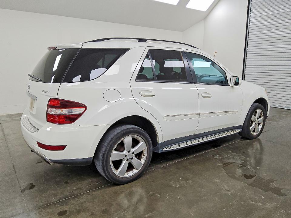 2009 Mercedes-benz Ml-class VIN 4JGBB86E99A515148 COPART salvage auction — MINOR DENT/SCRATCHES, TX - CERTIFICATE OF TITLE, sold $1,800 on 2026-07-09 (photo 3)