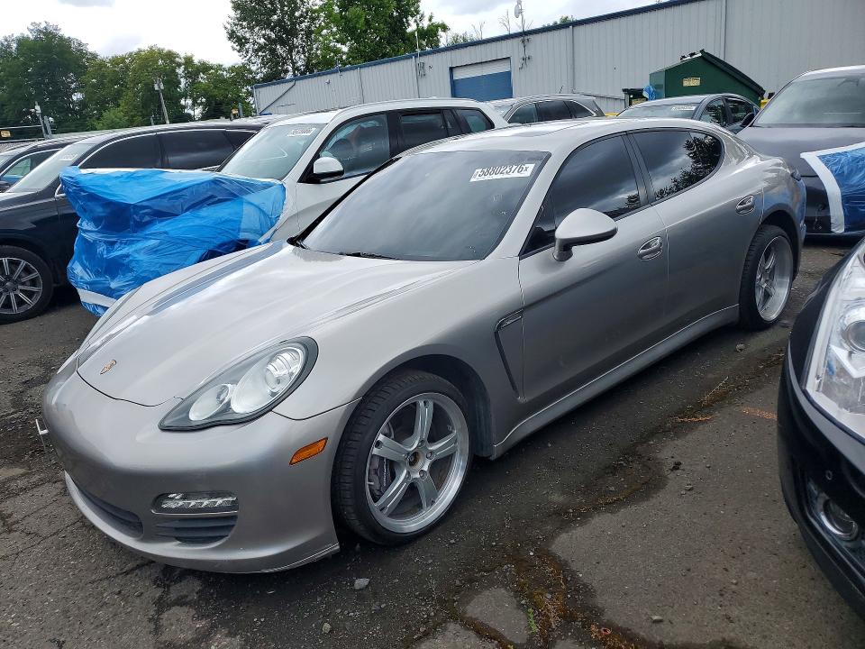 2011 Porsche Panamera VIN WP0AA2A75BL011151 COPART salvage auction — MINOR DENT/SCRATCHES, Ca - Cert Of Title-Salvaged, sold $4,150 on 2026-07-29 (photo 1)
