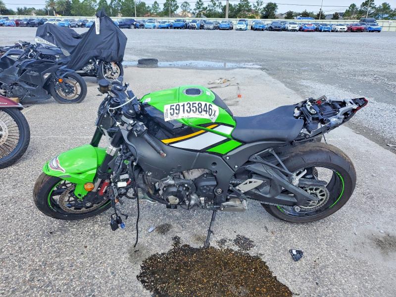 2025 Kawasaki Zx1002 VIN JKBZXVM17SA009395 COPART salvage auction — FRONT END, FL - CERTIFICATE OF DESTRUCTION, sold $0 on 2026-09-22 (photo 3)