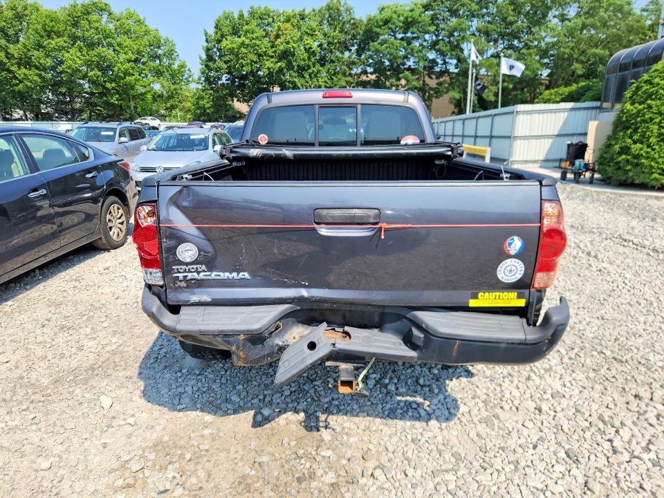 2015 Toyota Tacoma VIN 5TFUX4EN1FX036854 COPART salvage auction — REAR END, Ma - Cert Of Title-Reconstrctd Coll, sold $125 on 2026-07-29 (photo 6)