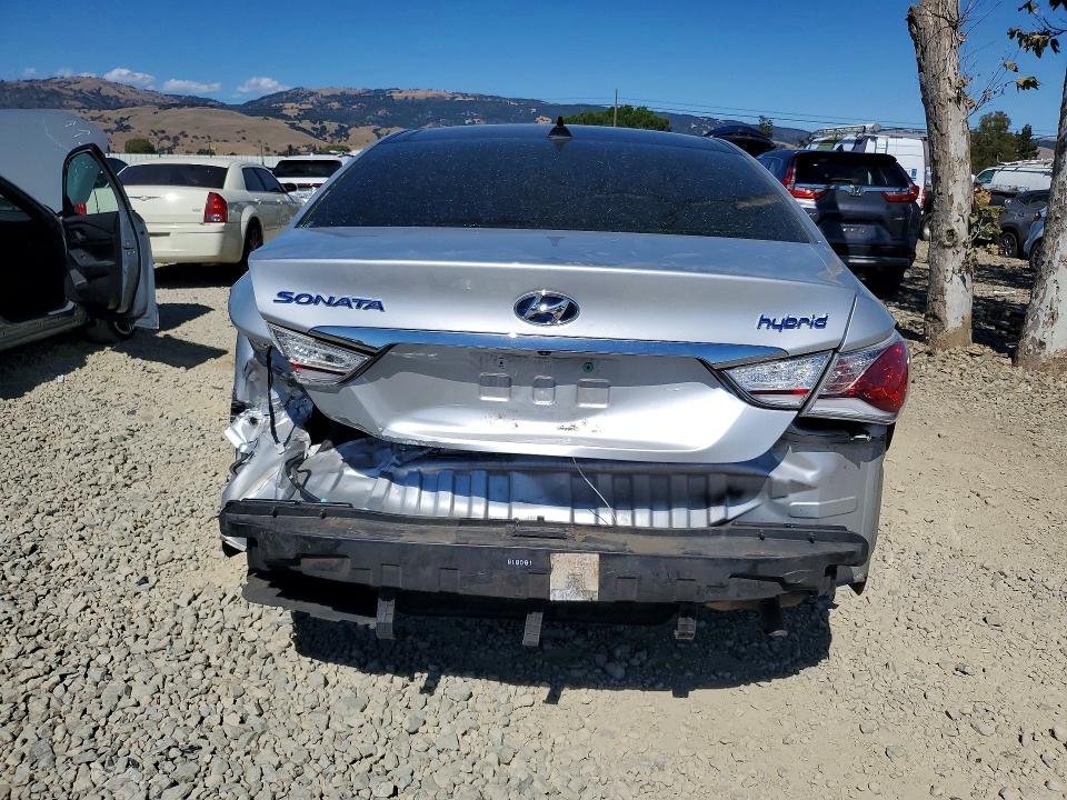 2014 Hyundai Sonata hybrid VIN KMHEC4A48EA109096 COPART salvage auction — REAR END, Ca - Salvage Certificate, sold $400 on 2026-07-07 (photo 6)