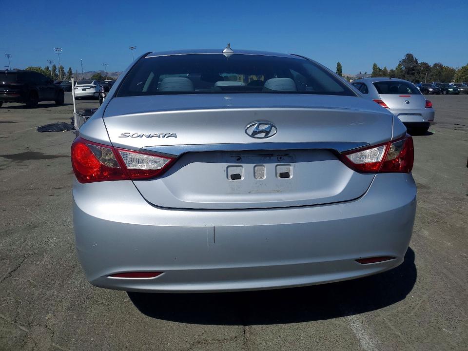 2013 Hyundai Sonata VIN 5NPEB4AC4DH715792 COPART salvage auction — MINOR DENT/SCRATCHES, Ca - Salvage Certificate, sold $500 on 2026-07-10 (photo 6)