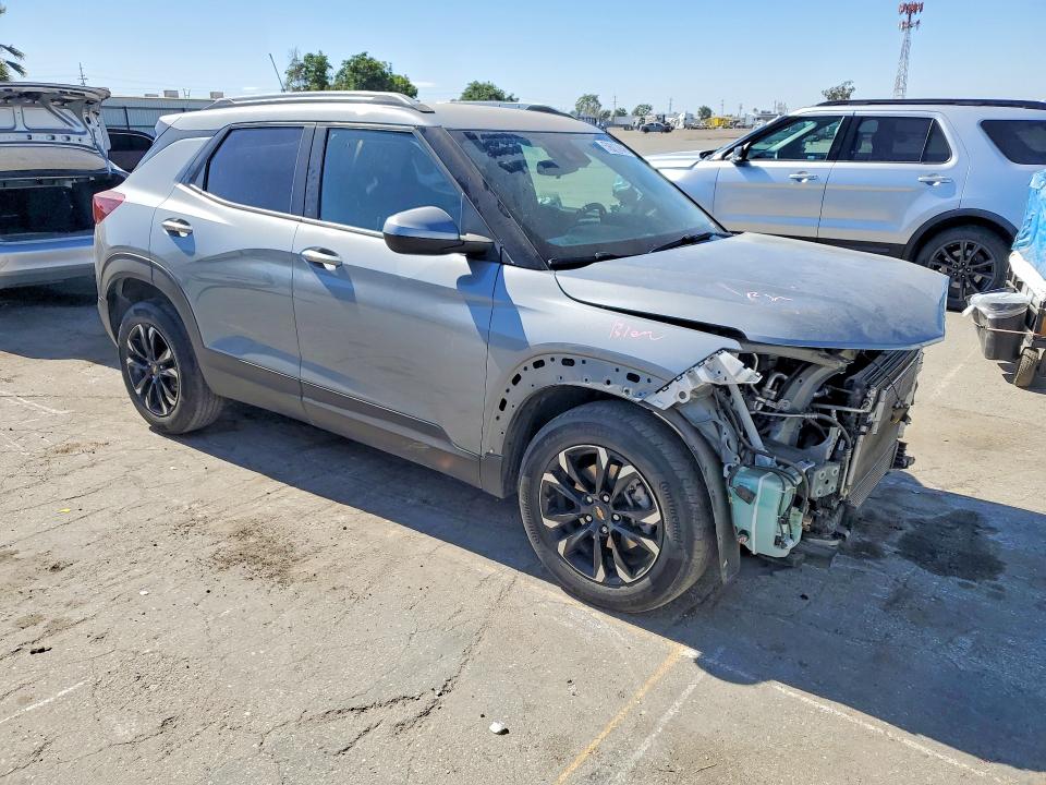 2023 Chevrolet Trailblazer VIN KL79MPS28PB097267 COPART salvage auction — FRONT END, Ca - Salvage Certificate, sold $3,250 on 2026-07-31 (photo 4)