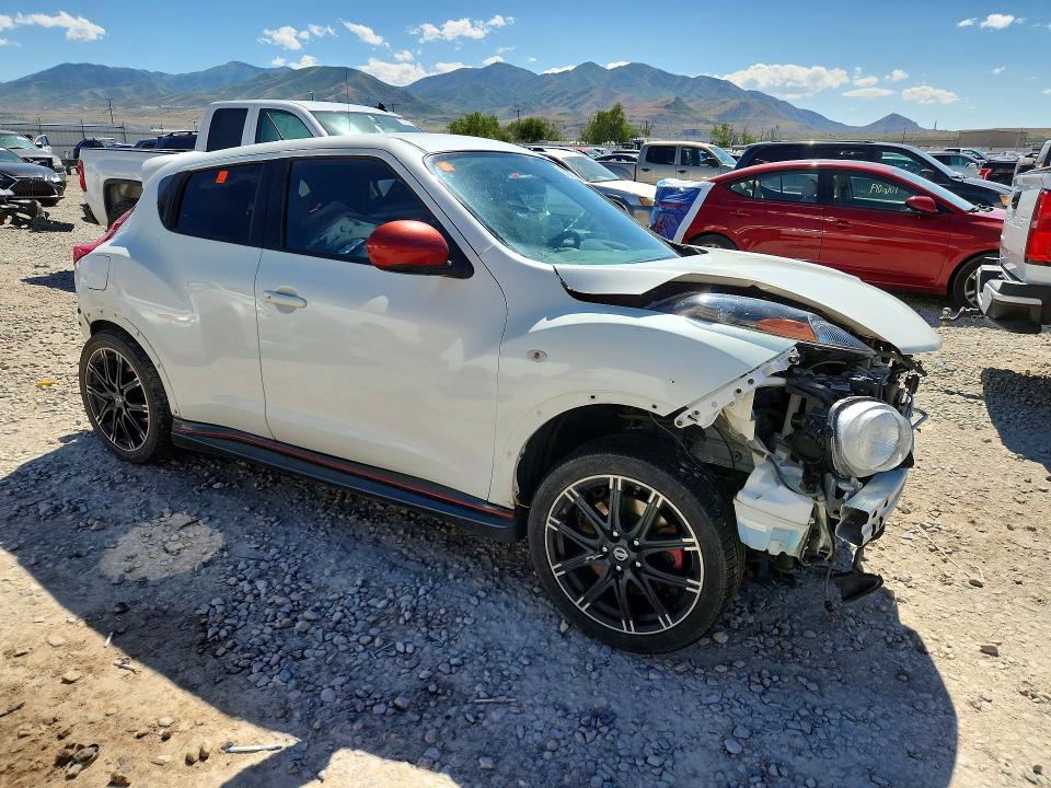2014 Nissan Juke VIN JN8DF5MV2ET150138 COPART salvage auction — REAR END, Ut - Salvage Certificate, sold $500 on 2026-07-10 (photo 4)