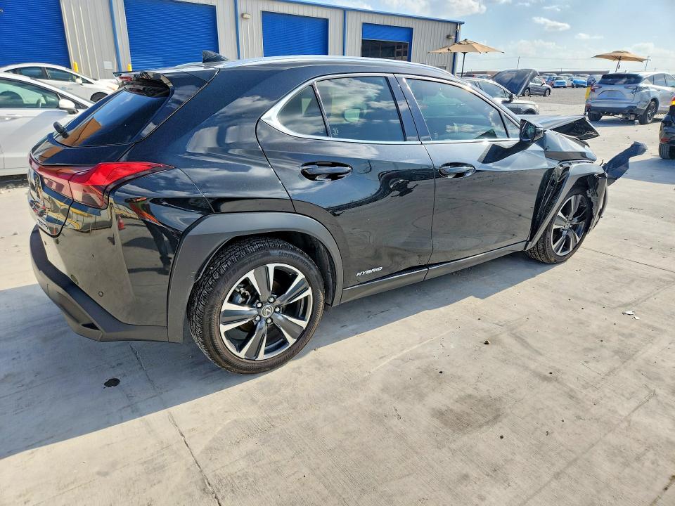 2021 Lexus Ux VIN JTHP9JBH1M2053795 COPART salvage auction — FRONT END, Tx - Salvage Vehicle Title, sold $9,900 on 2026-07-31 (photo 3)