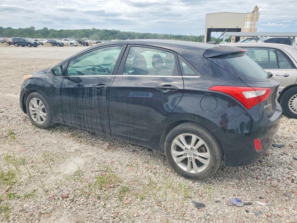 2015 Hyundai Elantra VIN KMHD35LH4FU237305 COPART salvage auction — MINOR DENT/SCRATCHES, Ks - Cert Of Title-Rebuilt Salvage, sold $1,200 on 2026-07-07 (photo 2)