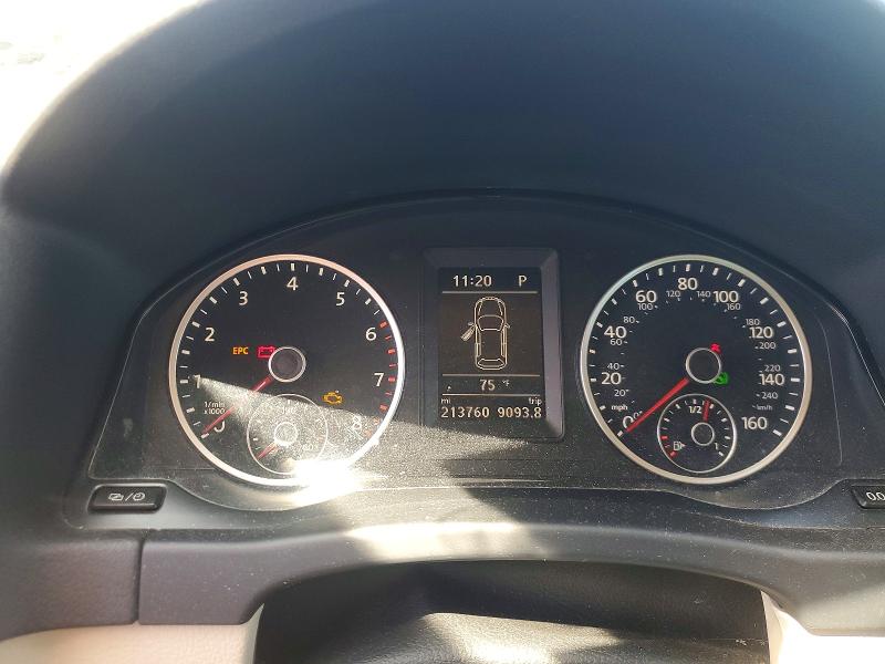 2015 Volkswagen VIN WVGBV7AX8FW542415 COPART salvage auction — MINOR DENT/SCRATCHES, Oh - Dealer Only Clean Title, sold $500 on 2026-07-10 (photo 9)