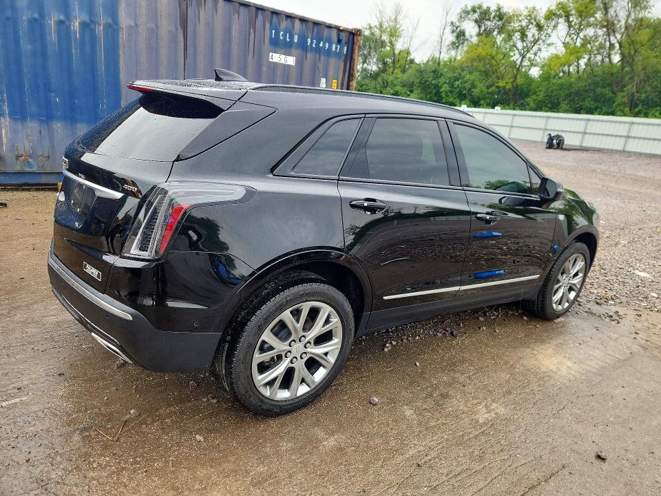2020 Cadillac Xt5 VIN 1GYKNGRS4LZ106825 COPART salvage auction — SIDE, Wi - Cert Of Title-Salvage Vehicle, sold $9,300 on 2026-07-13 (photo 3)