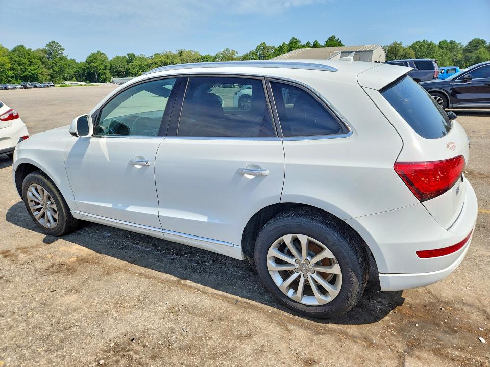 2015 Audi Q5 VIN WA1CFAFP6FA065454 COPART salvage auction — MINOR DENT/SCRATCHES, Al - Certificate Of Title, sold $1,300 on 2026-08-01 (photo 2)