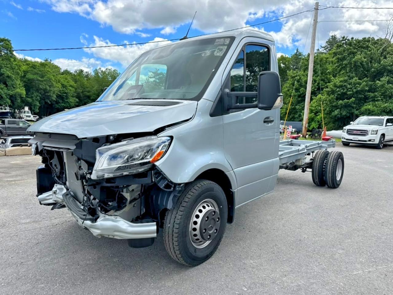 2025 Mercedes-Benz Sprinter VIN W1X9N33Y1SN355924 — COPART salvage auction photo