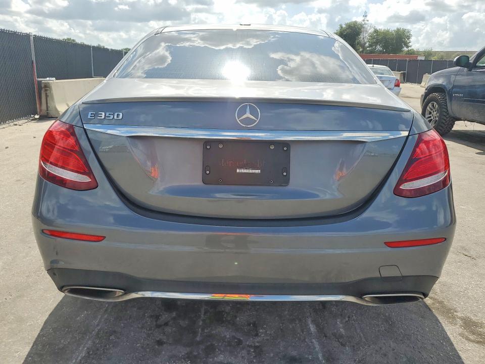 2020 Mercedes-benz E-klasse VIN W1KZF8DB8LA839897 COPART salvage auction — MINOR DENT/SCRATCHES, Fl - Certificate Of Title, sold $16,000 on 2026-07-28 (photo 6)