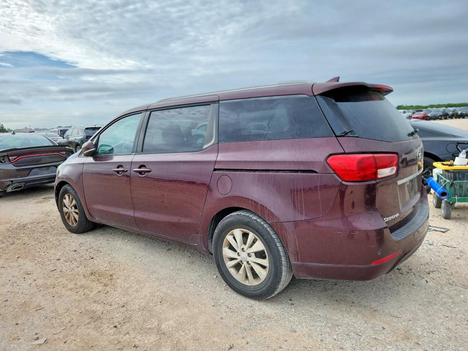 2016 Kia SEDONA VIN KNDMB5C18G6131925 COPART salvage auction — MINOR DENT/SCRATCHES, Tx - Certificate Of Title, sold $700 on 2026-07-09 (photo 2)
