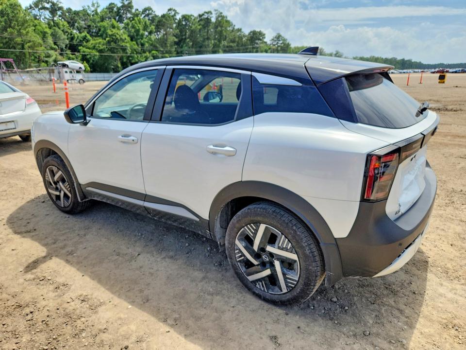 2025 Nissan Kicks VIN 3N8AP6CA7SL369083 COPART salvage auction — REAR END, La - Cert Of Title-Salvage, sold $9,000 on 2026-07-02 (photo 2)