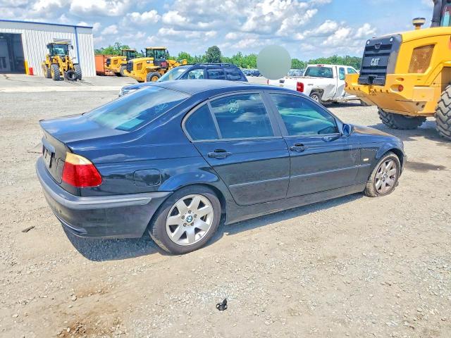 2001 BMW 3 series VIN WBAAV33441FU84028 COPART salvage auction — FRONT END, NC - SALVAGE CERTIFICATE OF TITLE, sold $250 on 2026-08-10 (photo 3)
