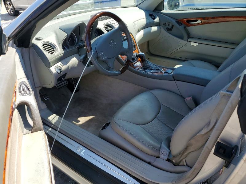 2003 Mercedes-benz Sl-class VIN WDBSK75F53F055665 COPART salvage auction — MECHANICAL, Ga - Certificate Of Title, sold $5,700 on 2026-07-20 (photo 8)