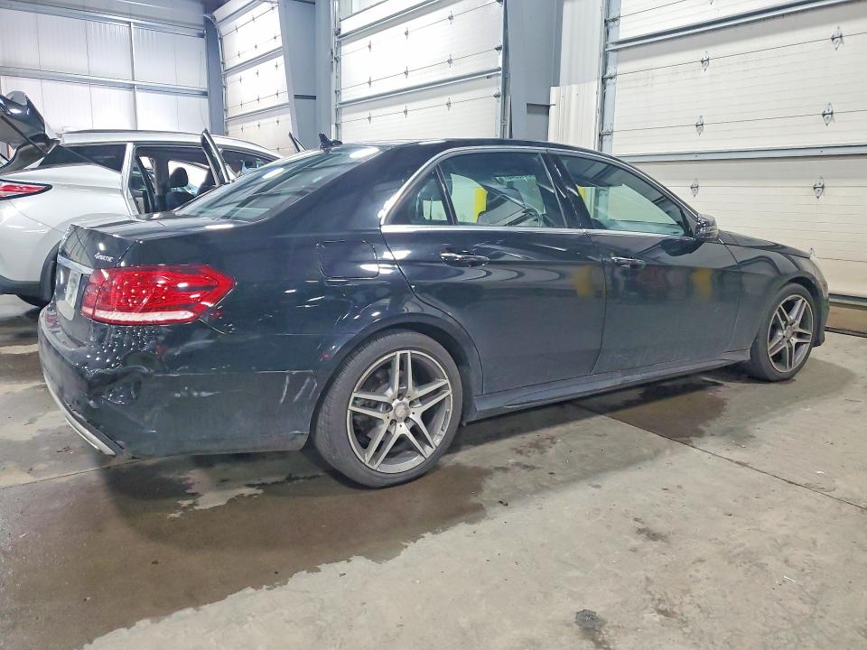 2015 Mercedes-benz E-klasse VIN WDDHF6HB2FB093343 COPART salvage auction — HAIL, Salvage Title, sold $4,100 on 2026-08-11 (photo 3)