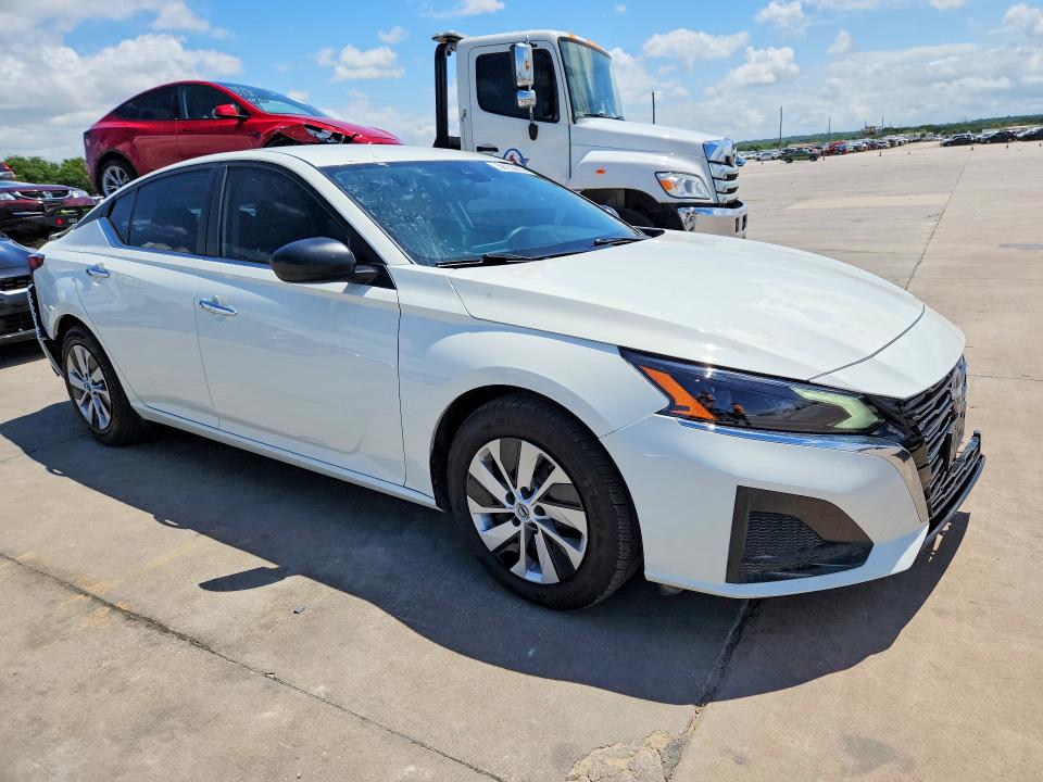 2024 Nissan Altima VIN 1N4BL4BV4RN381485 COPART salvage auction — REAR END, Tx - Salvage Vehicle Title, sold $4,450 on 2026-07-02 (photo 4)