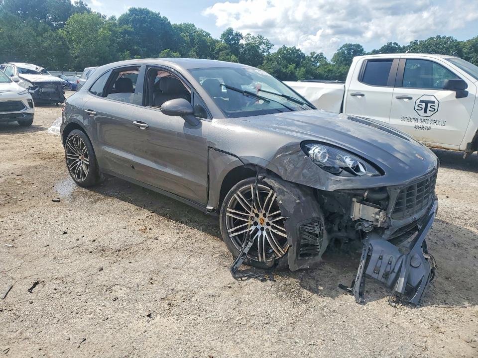 2018 Porsche Macan VIN WP1AB2A59JLB38297 COPART salvage auction — FRONT END, GA - CERTIFICATE OF TITLE, sold $475 on 2026-07-23 (photo 4)