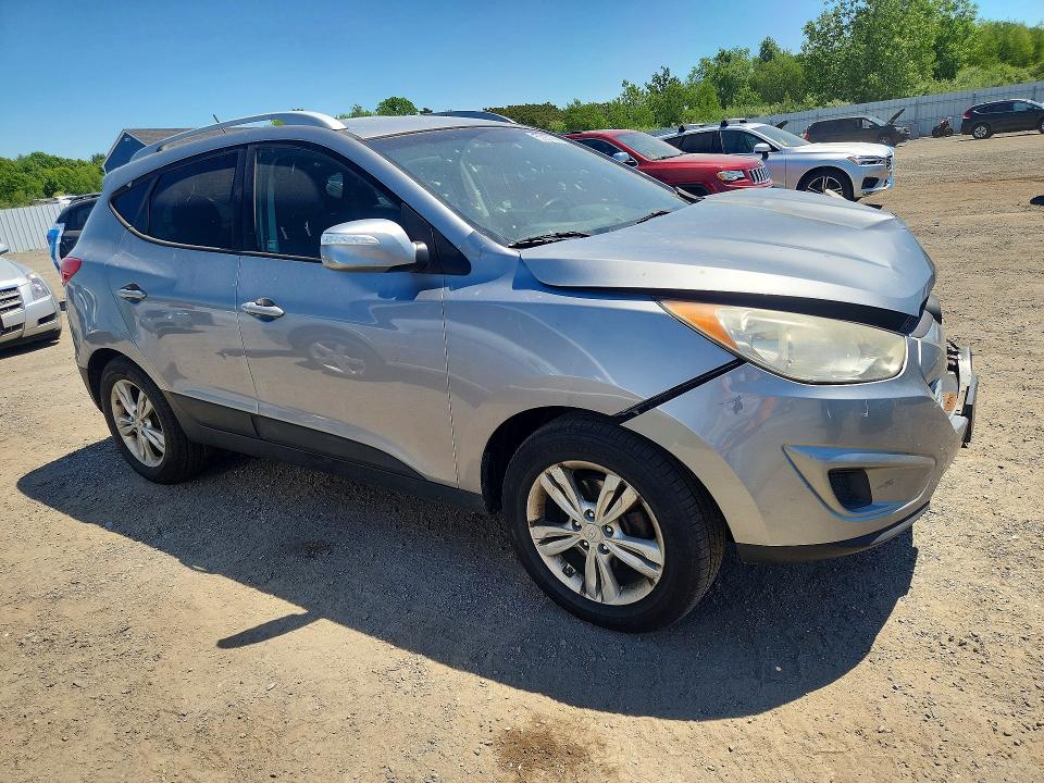 2012 Hyundai Tucson VIN KM8JUCAC8CU466741 COPART salvage auction — FRONT END, Ma - Cert Of Title-Reconstrctd Coll, sold $800 on 2026-07-15 (photo 4)