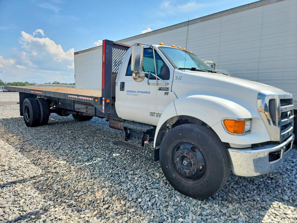 2015 Ford F-650 VIN 3FRNF6HP4FV716640 COPART salvage auction — MECHANICAL, Fl - Certificate Of Title, sold $11,900 on 2026-07-27 (photo 4)