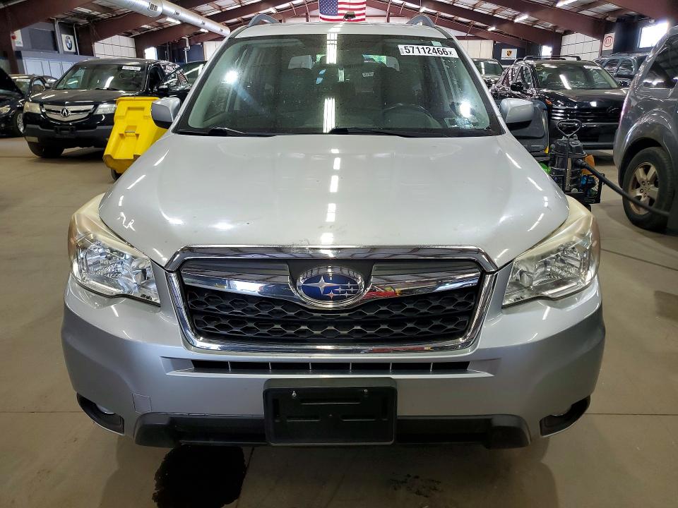 2014 Subaru Forester VIN JF2SJAJC9EH460272 COPART salvage auction — MINOR DENT/SCRATCHES, Vt - Certificate Of Title, sold $3,600 on 2026-07-07 (photo 5)