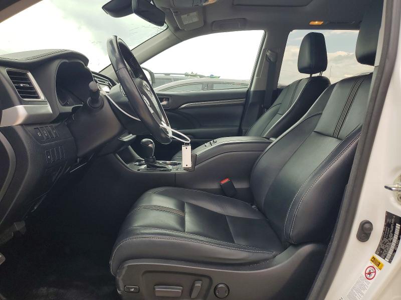 2017 Toyota Highlander VIN 5TDJZRFH3HS478983 COPART salvage auction — HAIL, Mo - Salvage Certificate Of Title, sold $13,400 on 2026-07-27 (photo 7)