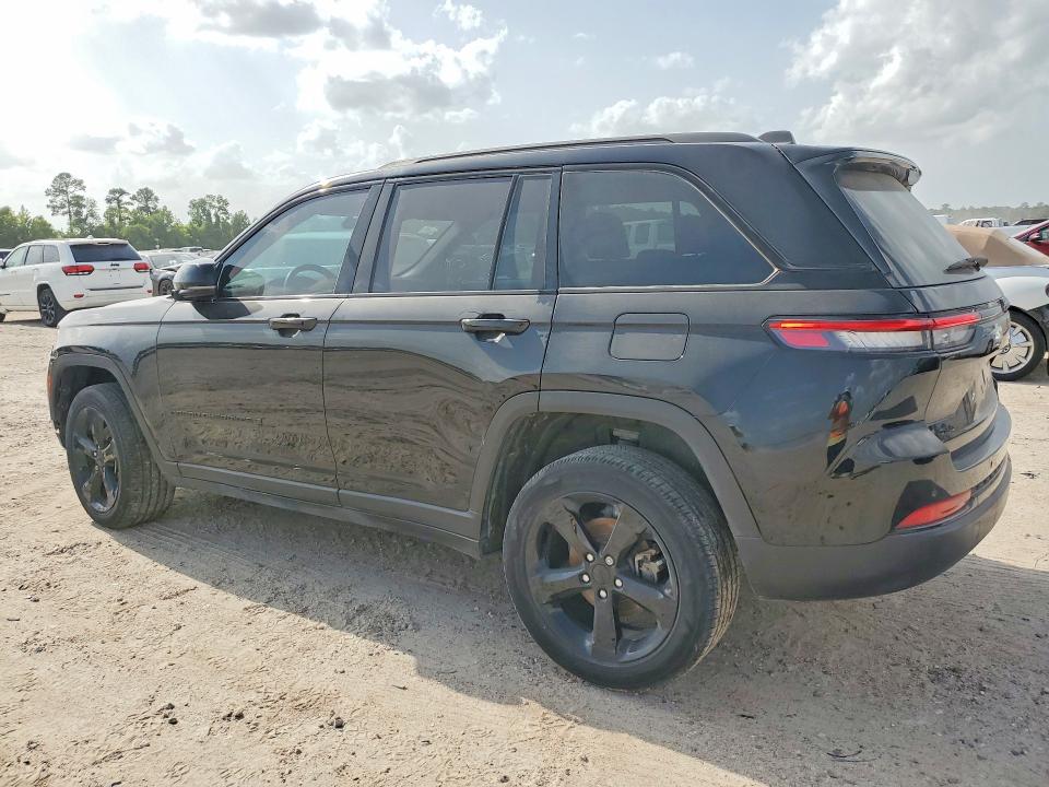 2024 Jeep Cherokee VIN 1C4RJHAGXRC163281 COPART salvage auction — FRONT END, Tx - Salvage Vehicle Title (P), sold $12,900 on 2026-07-10 (photo 2)