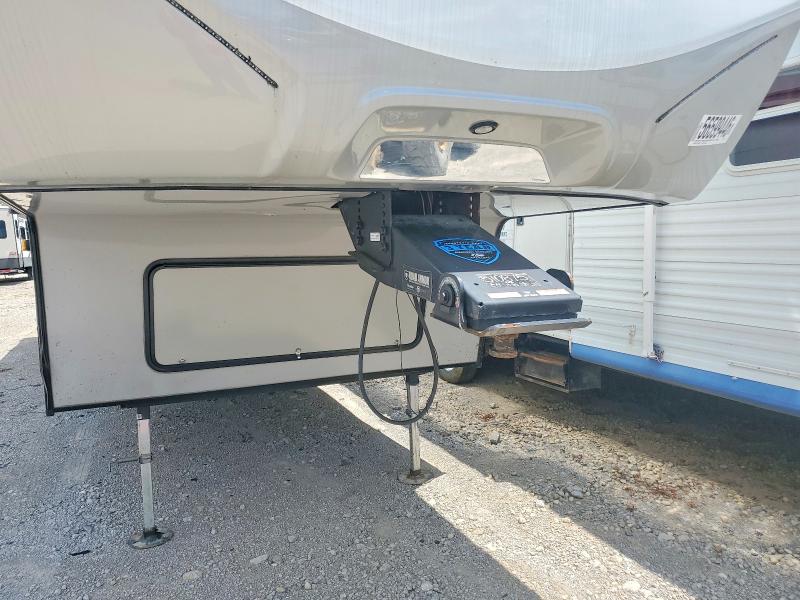 2021 Keystone Cougar VIN 4YDF29021M2510875 COPART salvage auction — WATER/FLOOD, KY - CERT OF TITLE-SALVAGE WATER, sold $7,200 on 2026-08-27 (photo 8)
