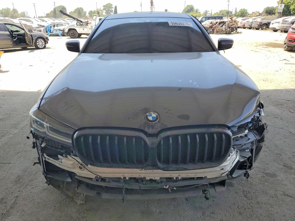 2023 BMW 5er VIN WBA53BJ0XPWY06181 COPART salvage auction — FRONT END, Ca - Salvage Certificate, sold $17,700 on 2026-07-16 (photo 5)
