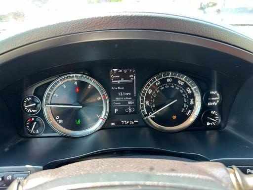 2019 Lexus Lx VIN JTJHY7AX3K4292851 COPART salvage auction — MINOR DENT/SCRATCHES, Mi - Certificate Of Title, sold $57,500 on 2026-07-29 (photo 6)