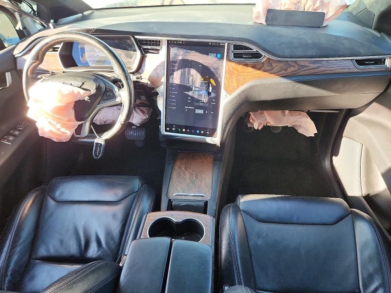 2017 Tesla Model x VIN 5YJXCBE22HF044722 COPART salvage auction — REAR END, Co - Public - Salvage Title, sold $3,800 on 2026-08-03 (photo 8)