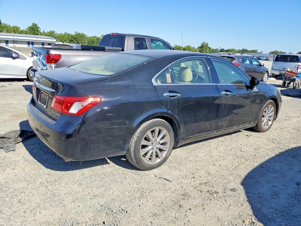 2026 Lexus VIN JTHBJ46G272126424 COPART salvage auction — FRONT END, Ca - Dis/Dlr/Exp Only Clean Title, sold $800 on 2026-07-14 (photo 3)