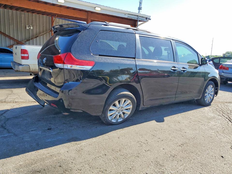2013 Toyota Sienna VIN 5TDDK3DC8DS069927 COPART salvage auction — REAR END, Co - Public - Salvage Title, sold $3,000 on 2026-07-13 (photo 3)