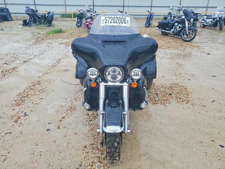 2025 Harley-davidson VIN 1HD1MAF1XSB854918 COPART salvage auction — SIDE, Tx - Salvage Vehicle Title, sold $13,600 on 2026-07-23 (photo 2)