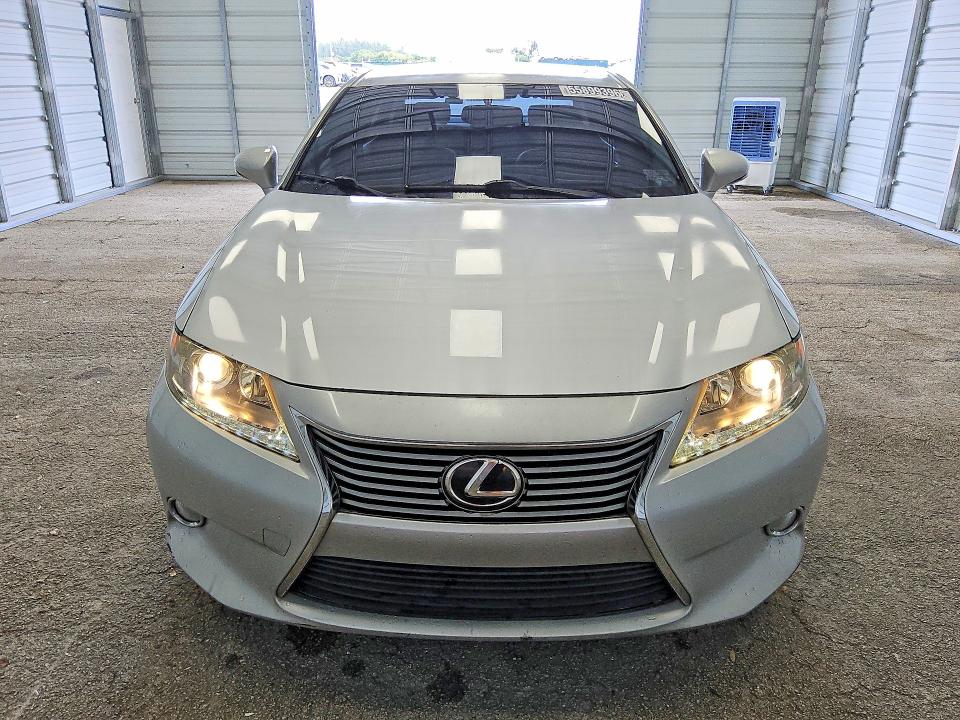 2013 Lexus Es 350 VIN JTHBK1GG8D2058717 COPART salvage auction — MINOR DENT/SCRATCHES, FL - CERTIFICATE OF TITLE, sold $3,200 on 2026-07-21 (photo 5)