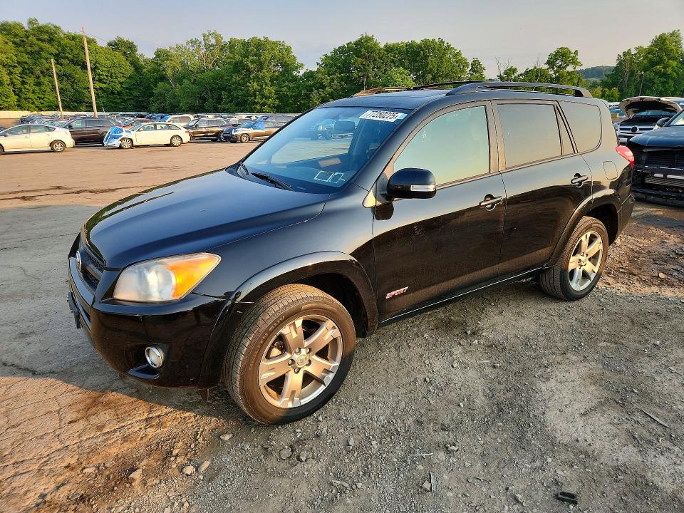 2011 Toyota Rav4 VIN JTMRF4DV6B5042424 COPART salvage auction — MINOR DENT/SCRATCHES, Ny - Certificate Of Title, sold $2,600 on 2026-07-09 (photo 1)