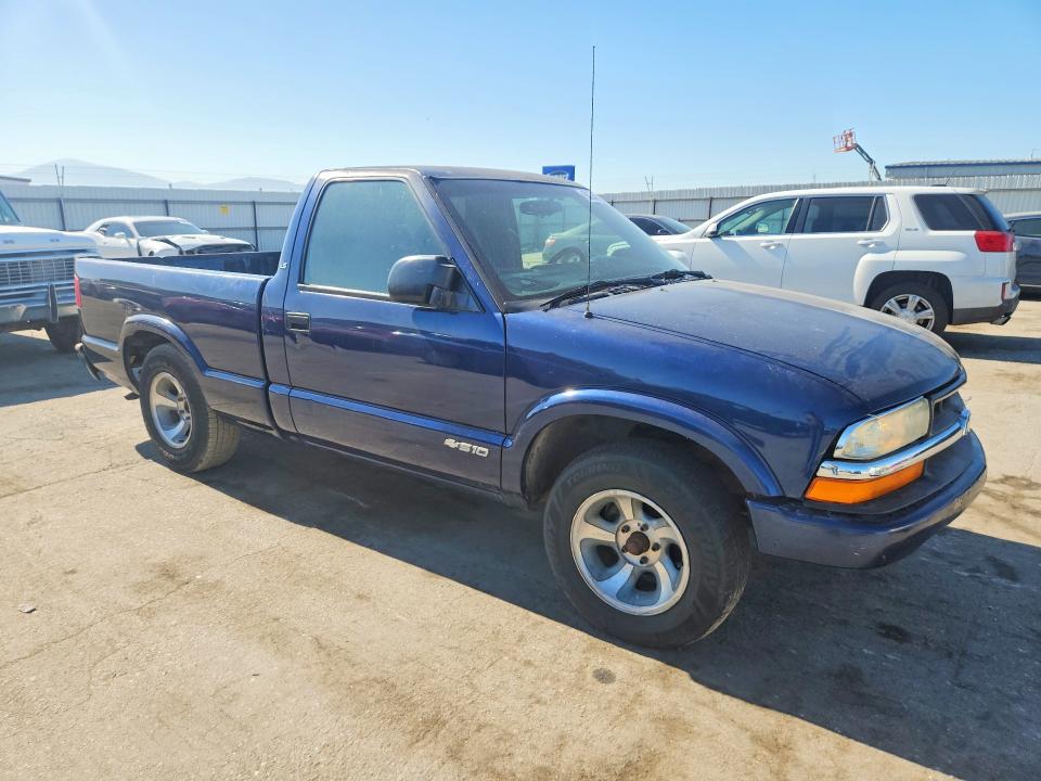 2002 Chevrolet S-10 pickup VIN 1GCCS145928190307 COPART salvage auction — NORMAL WEAR, Ca - Dis/Dlr/Exp Only Clean Title, sold $225 on 2026-07-06 (photo 4)