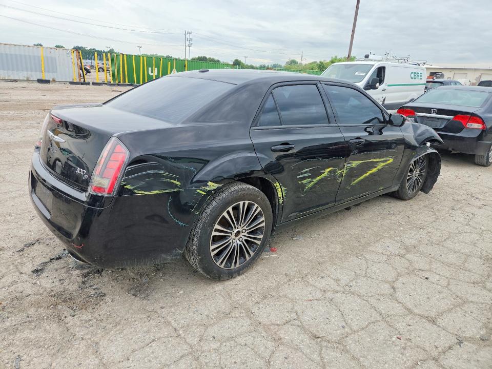 2014 Chrysler 300 VIN 2C3CCAGG6EH287753 COPART salvage auction — FRONT END, Salvage Title, sold $975 on 2026-07-28 (photo 3)