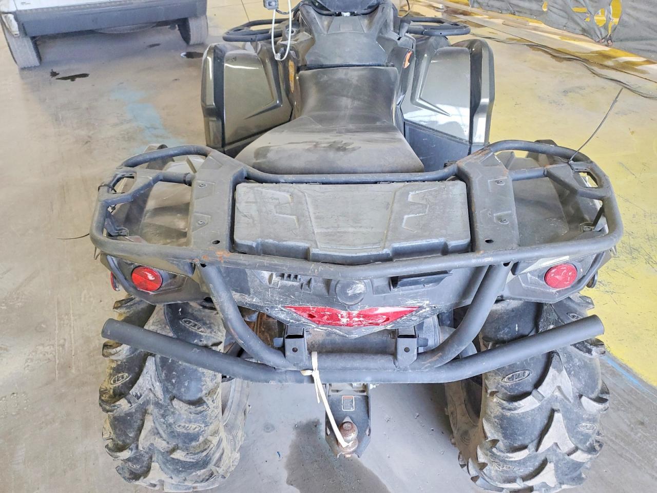2021 Can-Am Outlander VIN 3JBLKAT49MJ001750 COPART salvage auction — Vandalized, IN - CERT OF TITLE-SALVAGE TITLE, sold $3,400 on 2026-07-09 (photo 6)